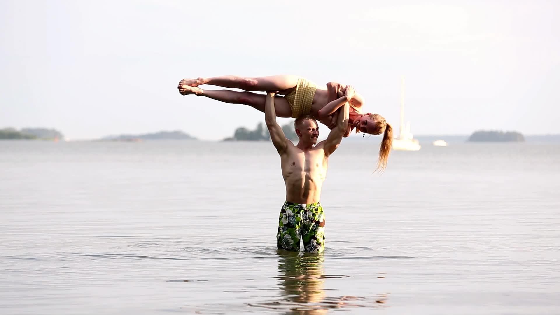 Husband and Wife KnifeThrowing Team Jukin Media Inc