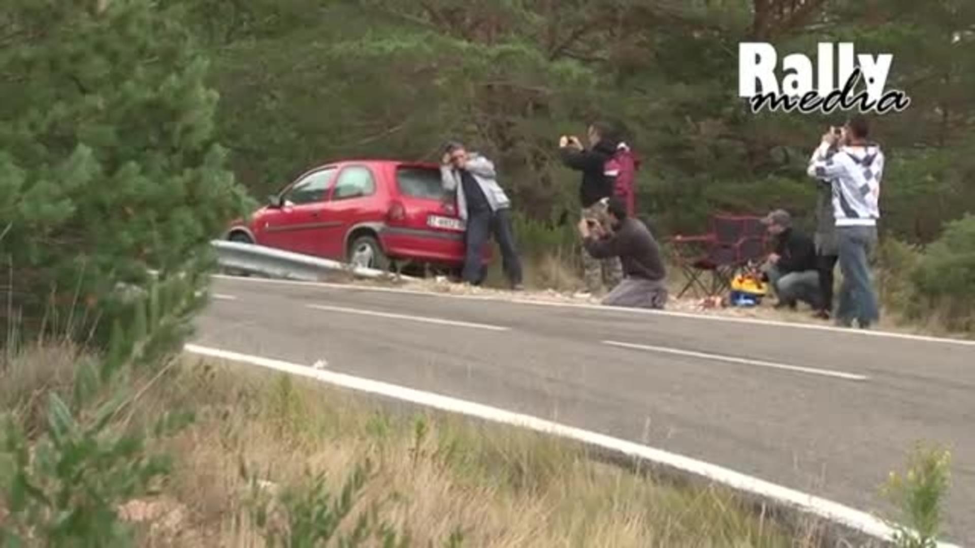 Rally Car Hits the Barrier and Loses Wheel at Race Jukin Licensing