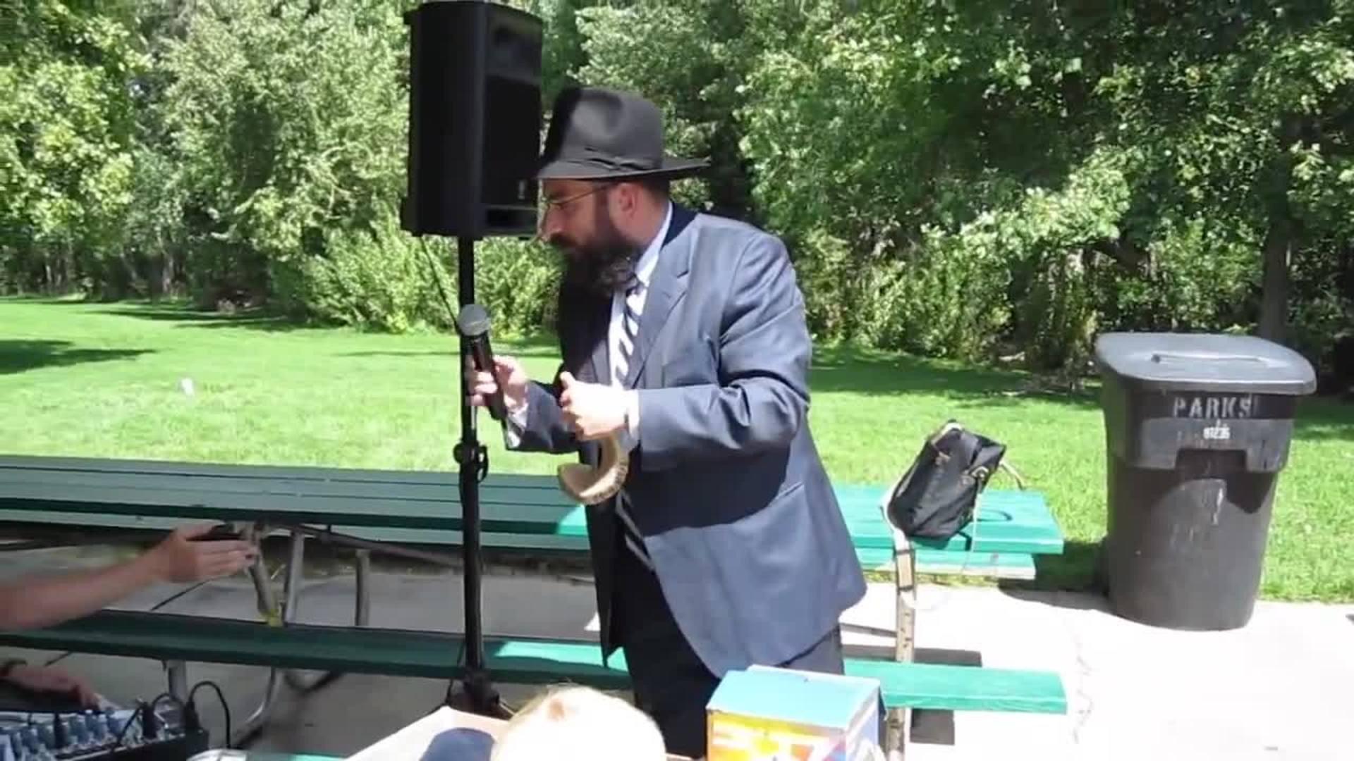 Rabbi's Shofar Causes Dog to Howl Jukin Licensing