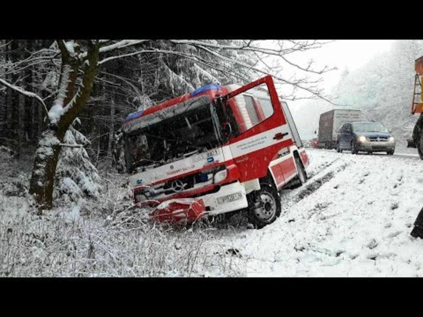 Car Slides off Snowy Road and Veers into Traffic Jukin Licensing