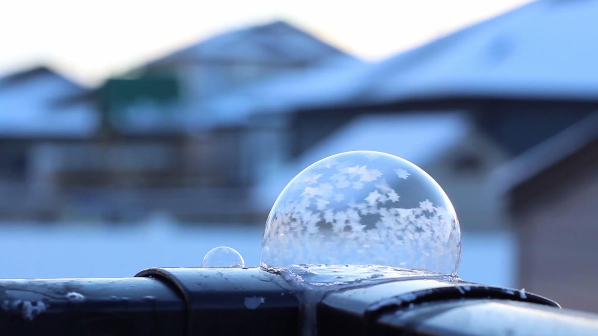 Soap Bubbles Freeze in Cold Weather Jukin Media Inc