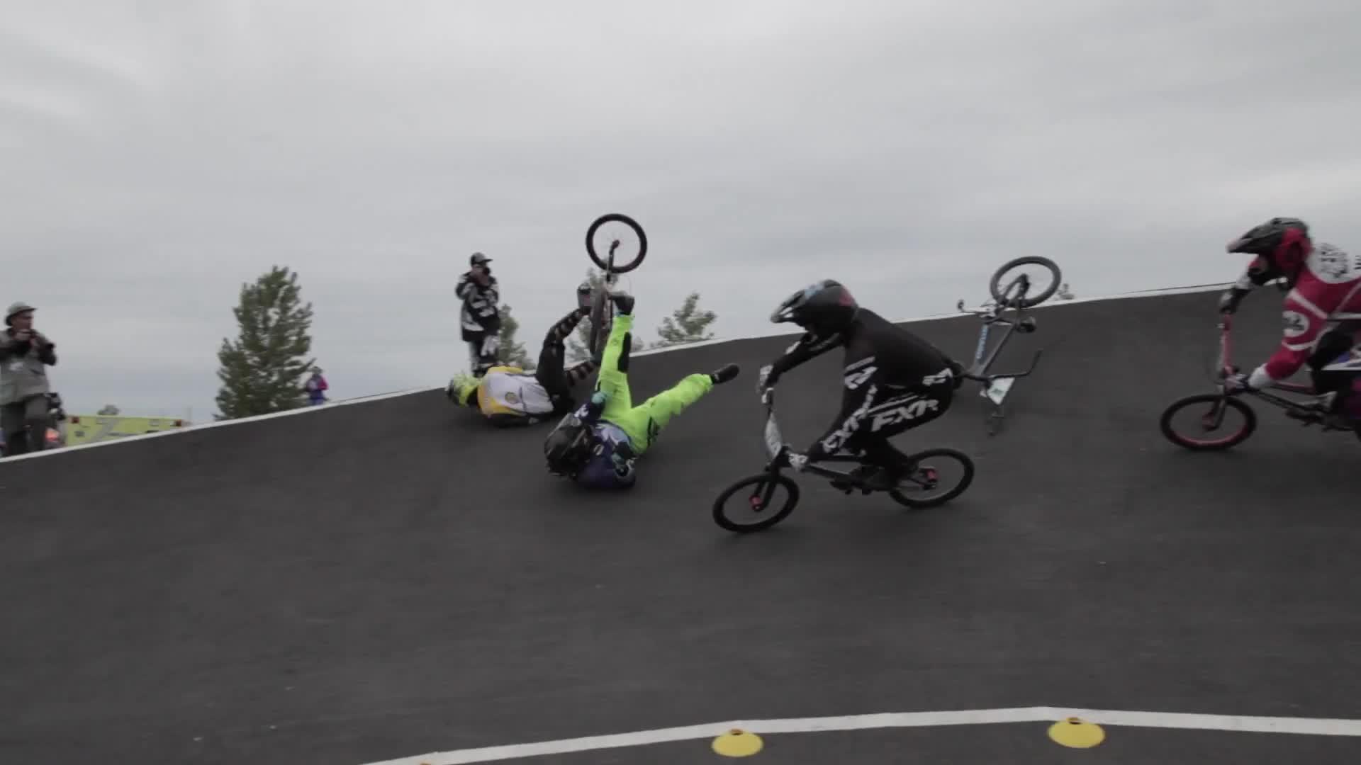 Skateboarder Crashes Into Another and Creates Pile Up Jukin Media Inc