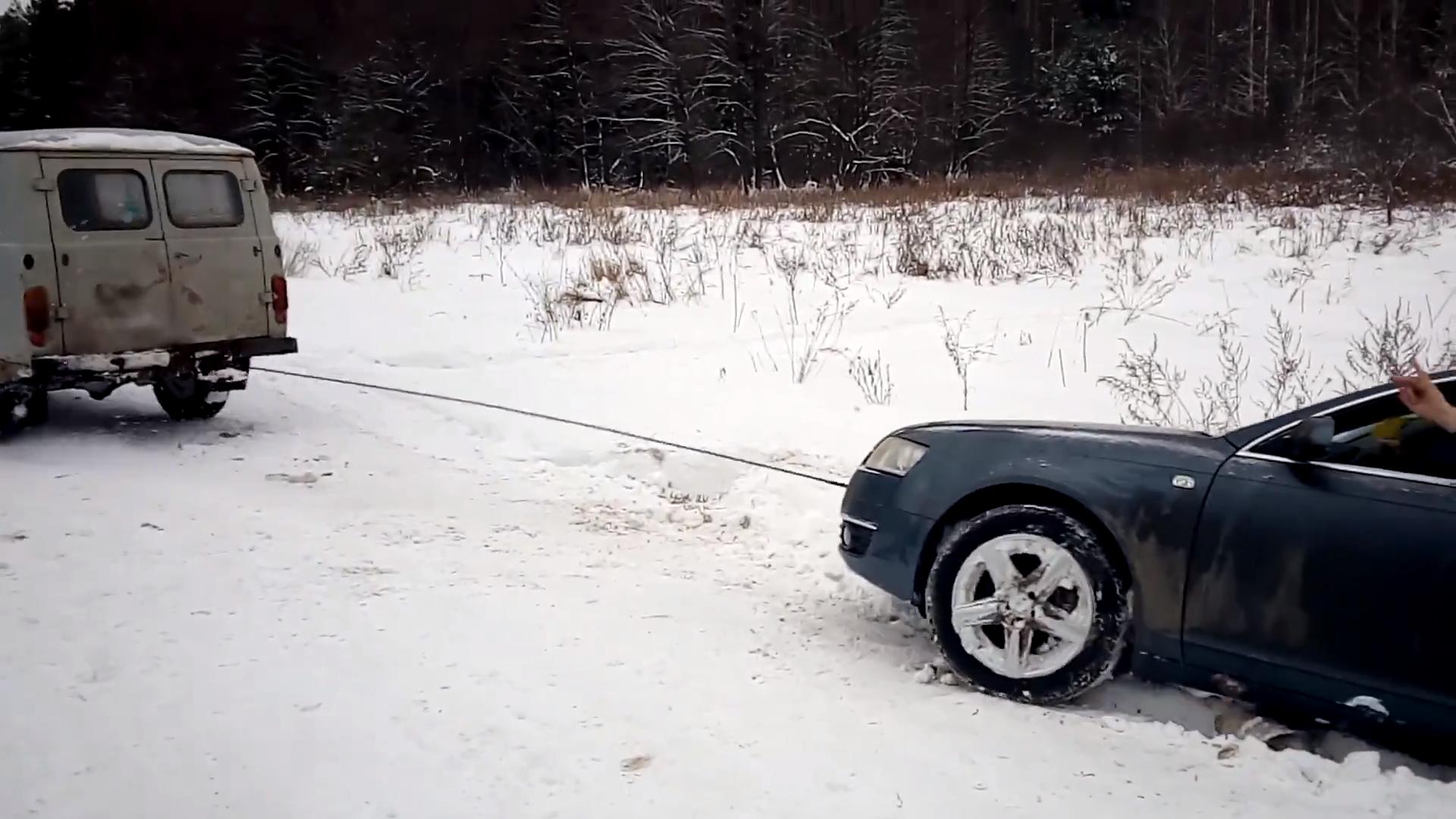 Pulling Mercedes out of Snow Goes Wrong Jukin Media Inc