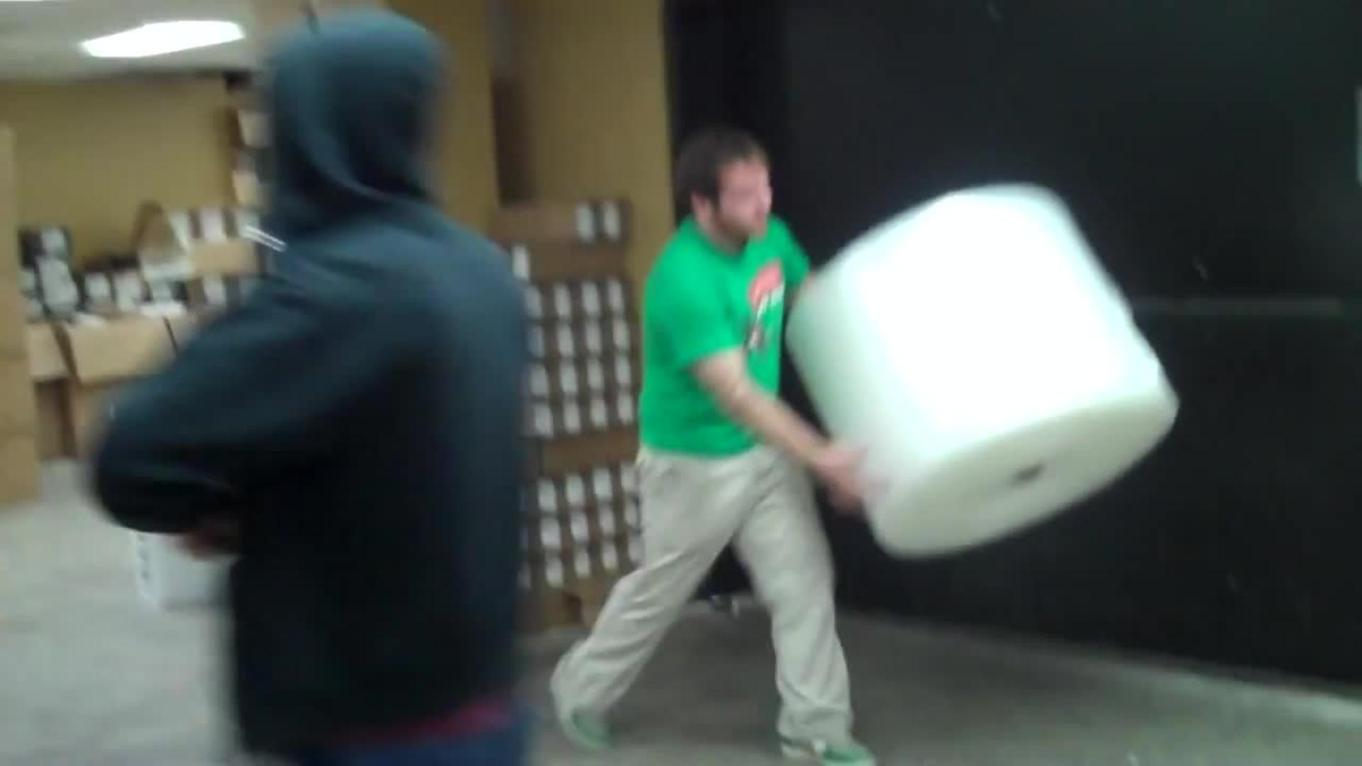 Bubble Wrap Battle Jukin Licensing
