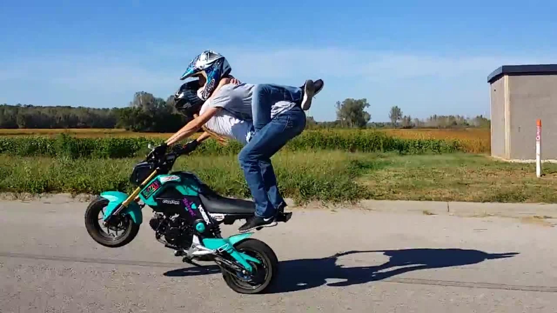 Reverse Piggyback Tandem Wheelie Jukin Media Inc