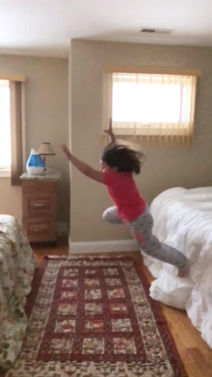 Man Breaks Bunk Bed While Jumping on it Jukin Media Inc