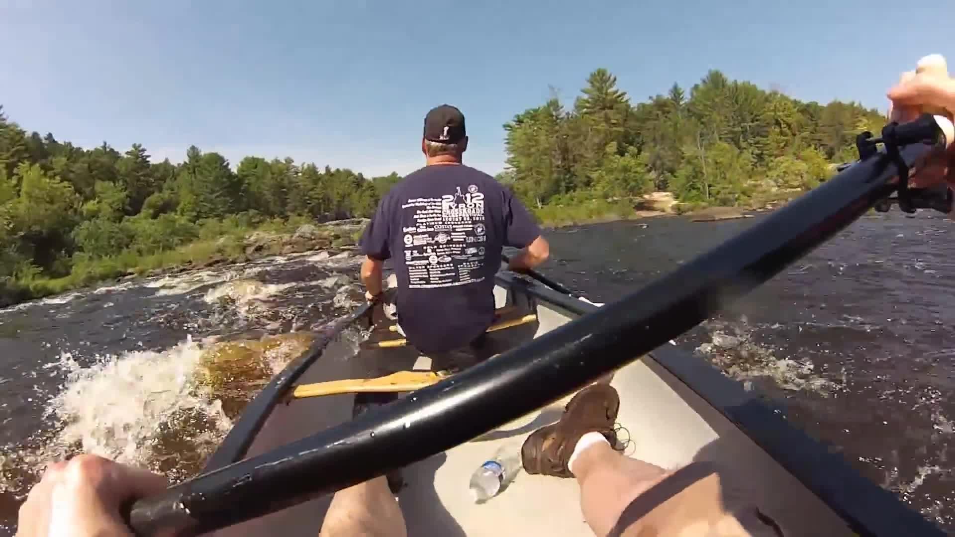 Guy Continuously Rows Canoe But Ends Up Sinking Regardless Jukin