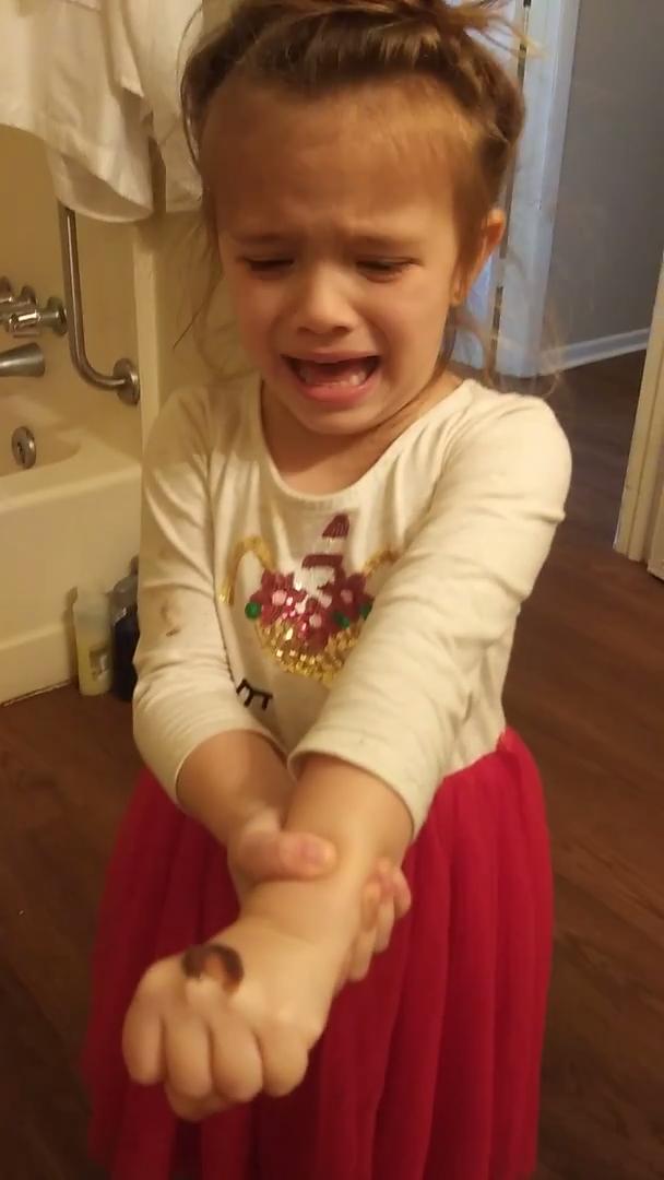 Mom Poop Pranks Toddler and Makes Her Cry Jukin Licensing