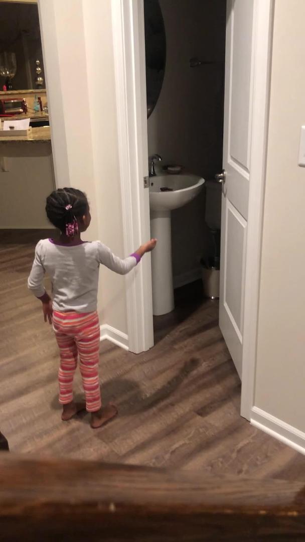 Little Girl Needs to Poop Jukin Media Inc