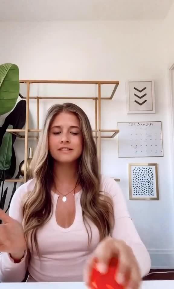 Girl Makes Funny Quarantine Remix Of Cup Song Jukin Licensing