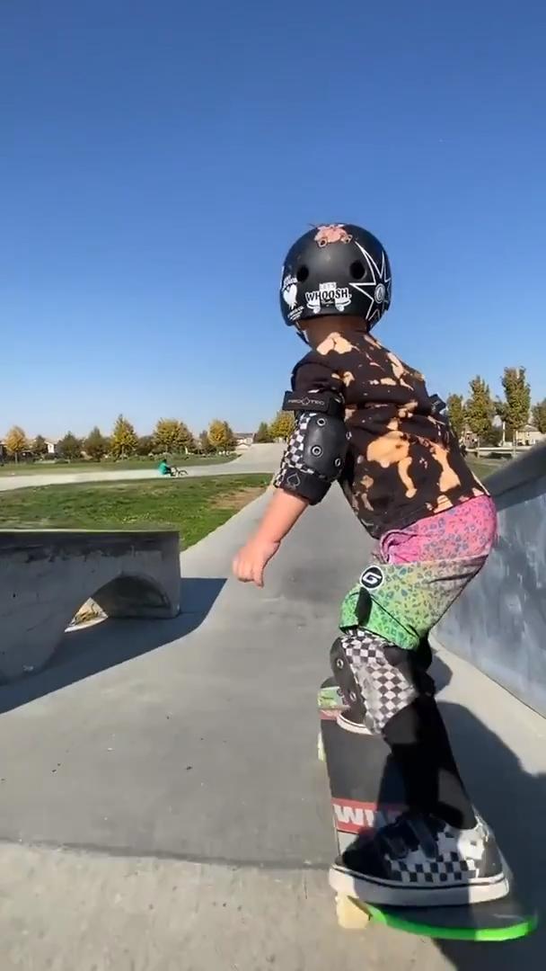 Kid Smoothly Slides Around Skatepark on His Skateboard Jukin Licensing