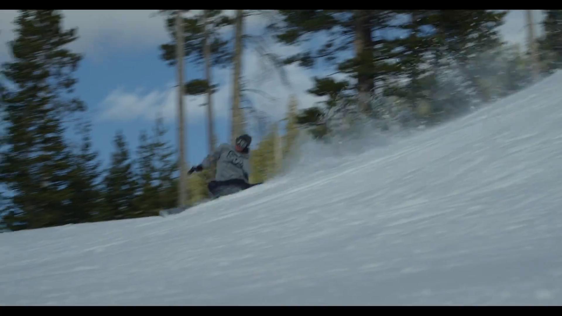 guy-falls-after-losing-balance-while-attempting-skiing-trick-jukin