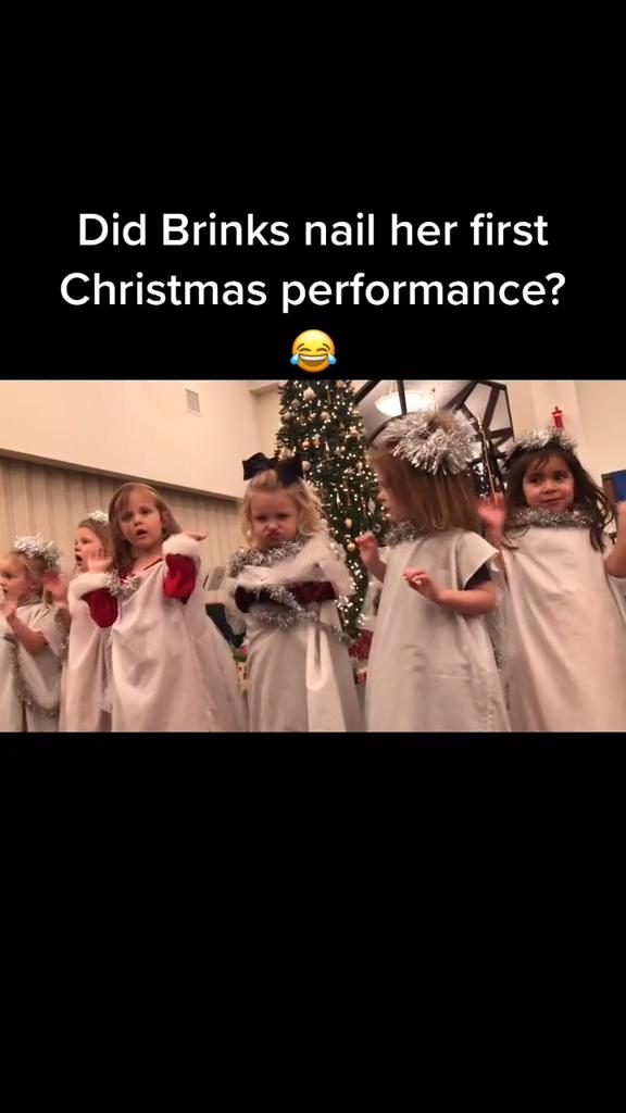 Little Girl Throws Tantrum During Christmas Performance at Church