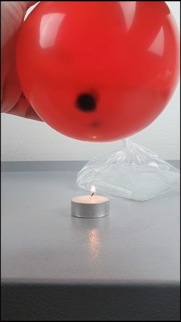 Experiment to Demonstrate That Water Absorbs Heat Faster Than Plastic