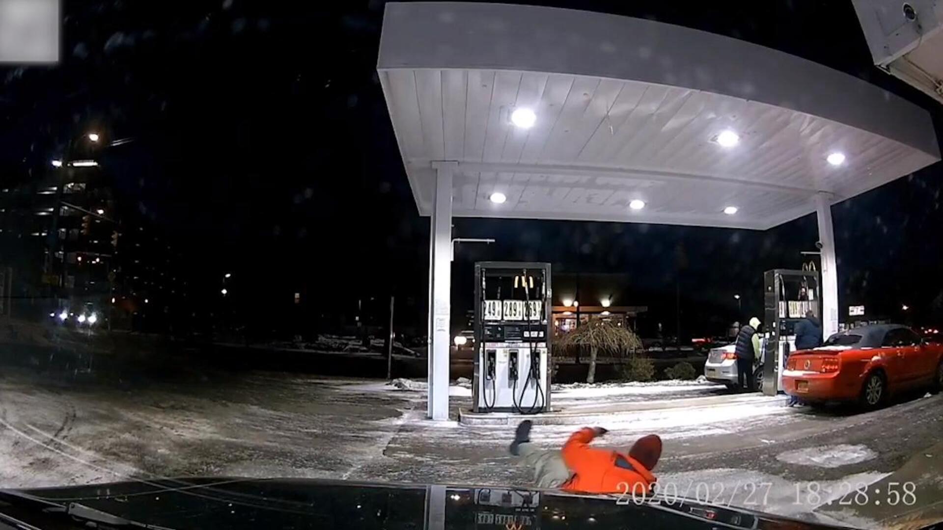 Guy Slips On Ice At Gas Station And Walks It Off Jukin Licensing