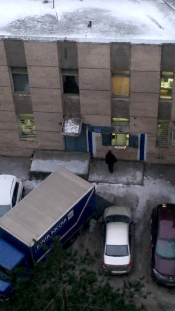 Delivery Driver Throws Packages into Truck Jukin Licensing