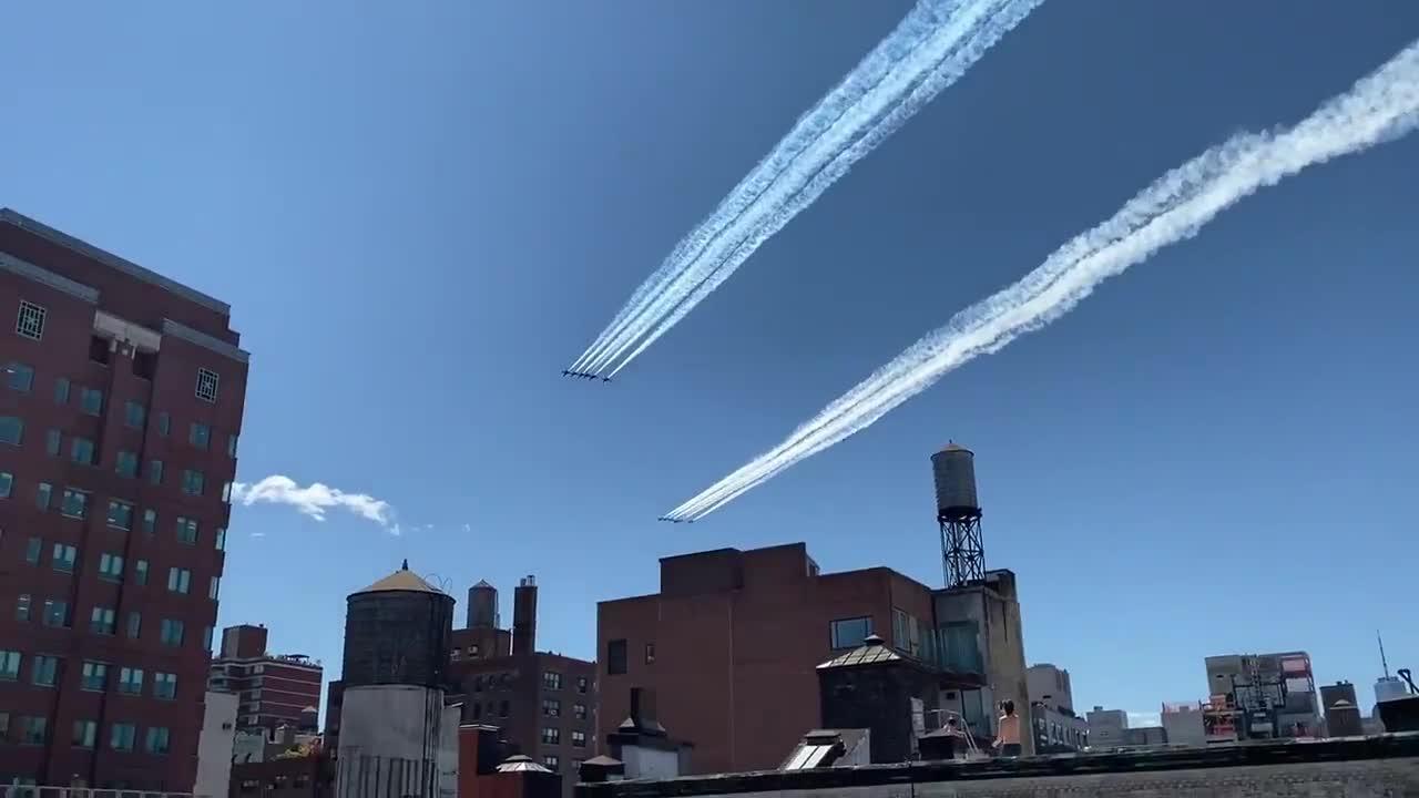 Jets Fly Over New York City as Tribute to Professionals Working During COVID19 Pandemic Jukin Jets Fly Over New York City as Tribute to Professionals Working During COVID19 Pandemic Jukin