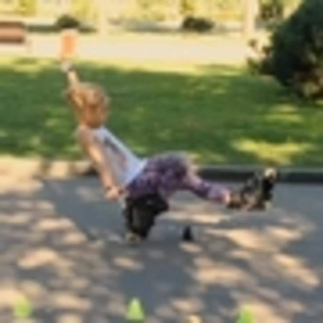 Girl Rollerblades Backwards on One Wheel Jukin Licensing