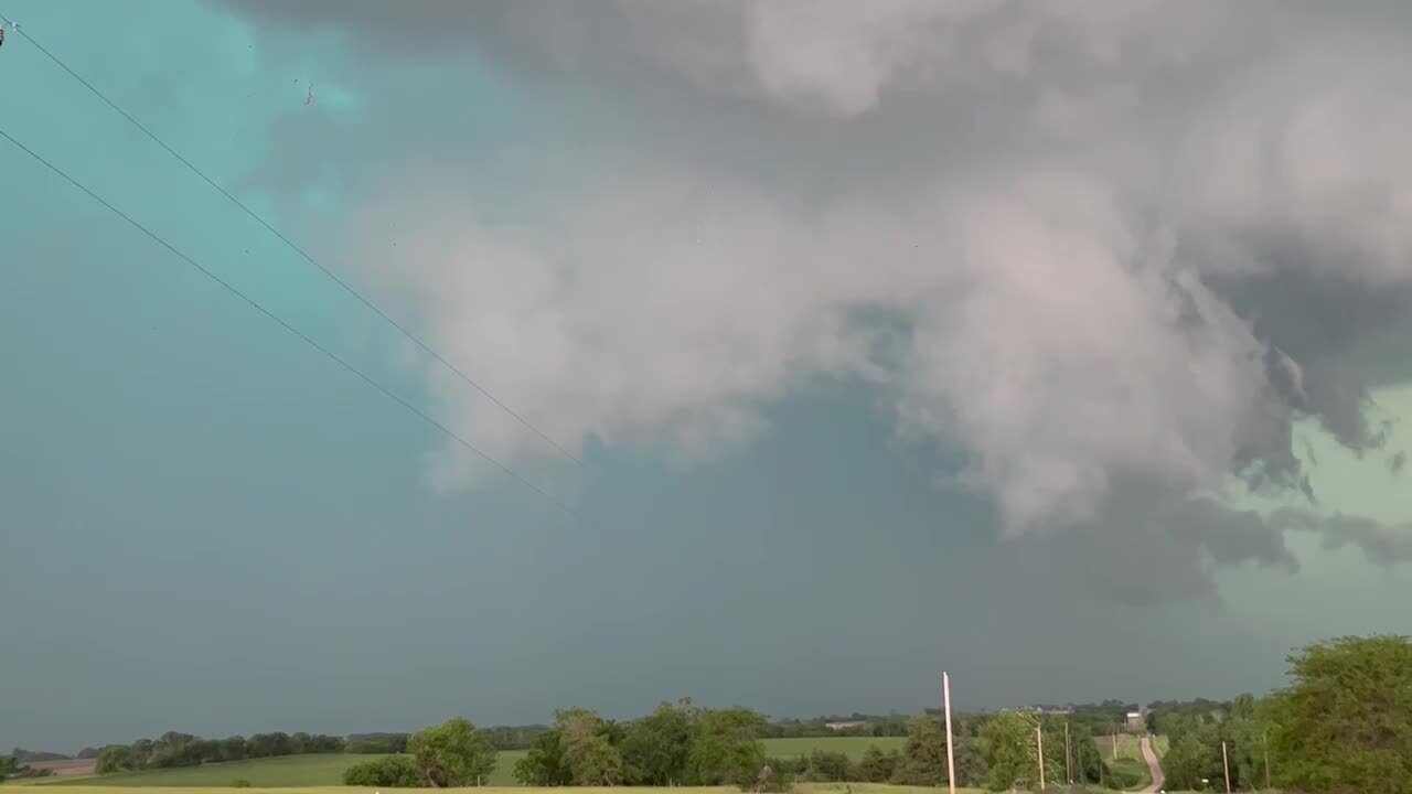 Person Witnesses Massive Tornado Clouds Forming in Wymore, Nebraska