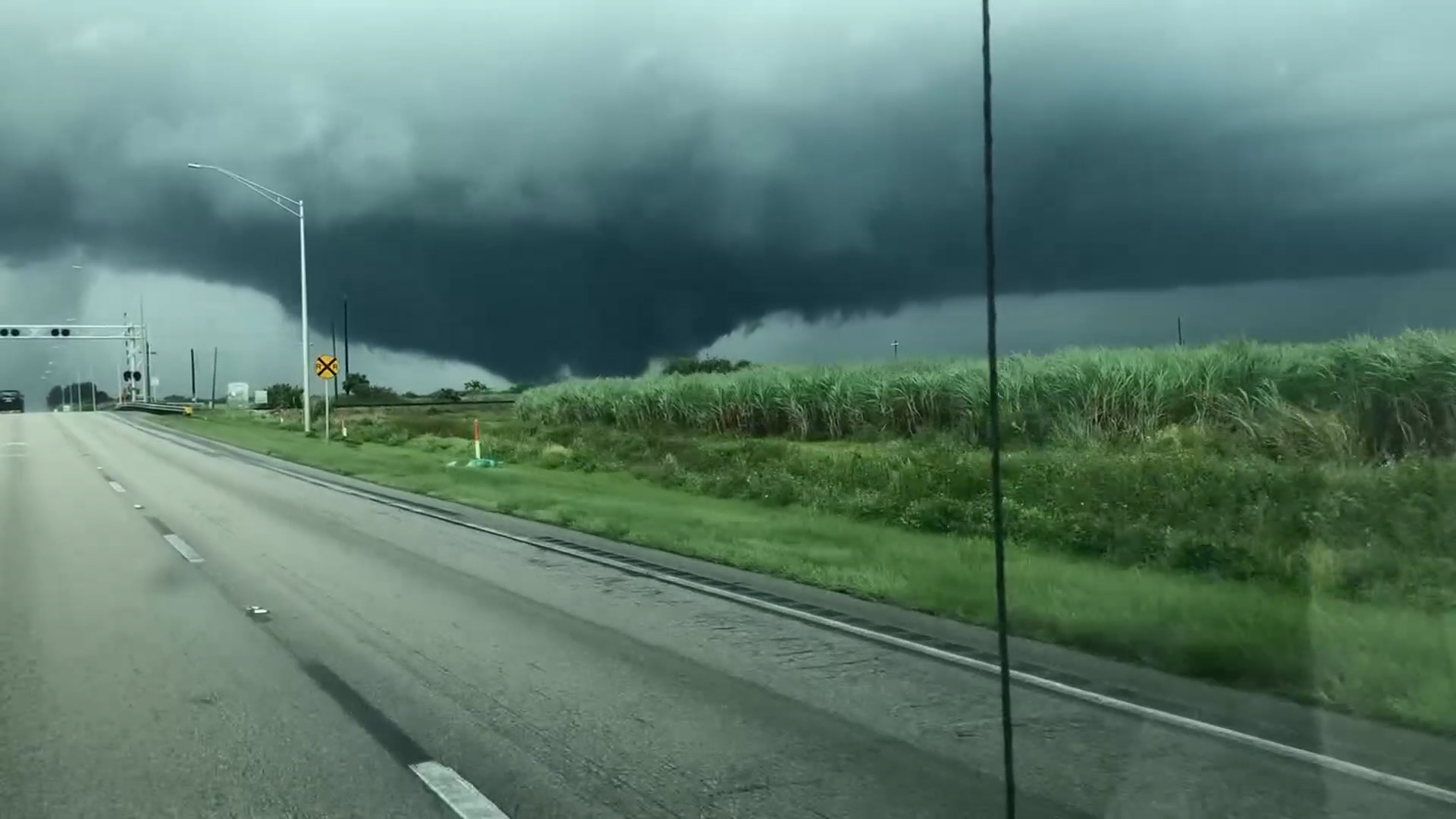 Massive Tornado Touches Down in Florida, USA Jukin Licensing